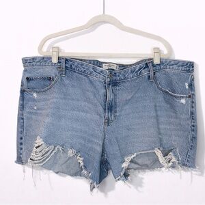 Abercrombie & Fitch “The Baggy” Low Rise Denim Shorts Abercrombie Size 36 (22)